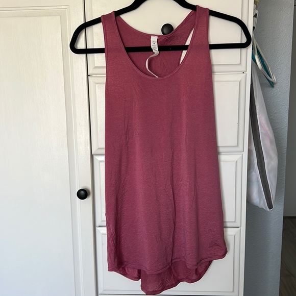 NWOT Lululemon essential tank pleated - Picture 6 of 10